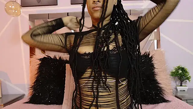 chupando tetas - vidéo du modèle de showcams Elith_noa