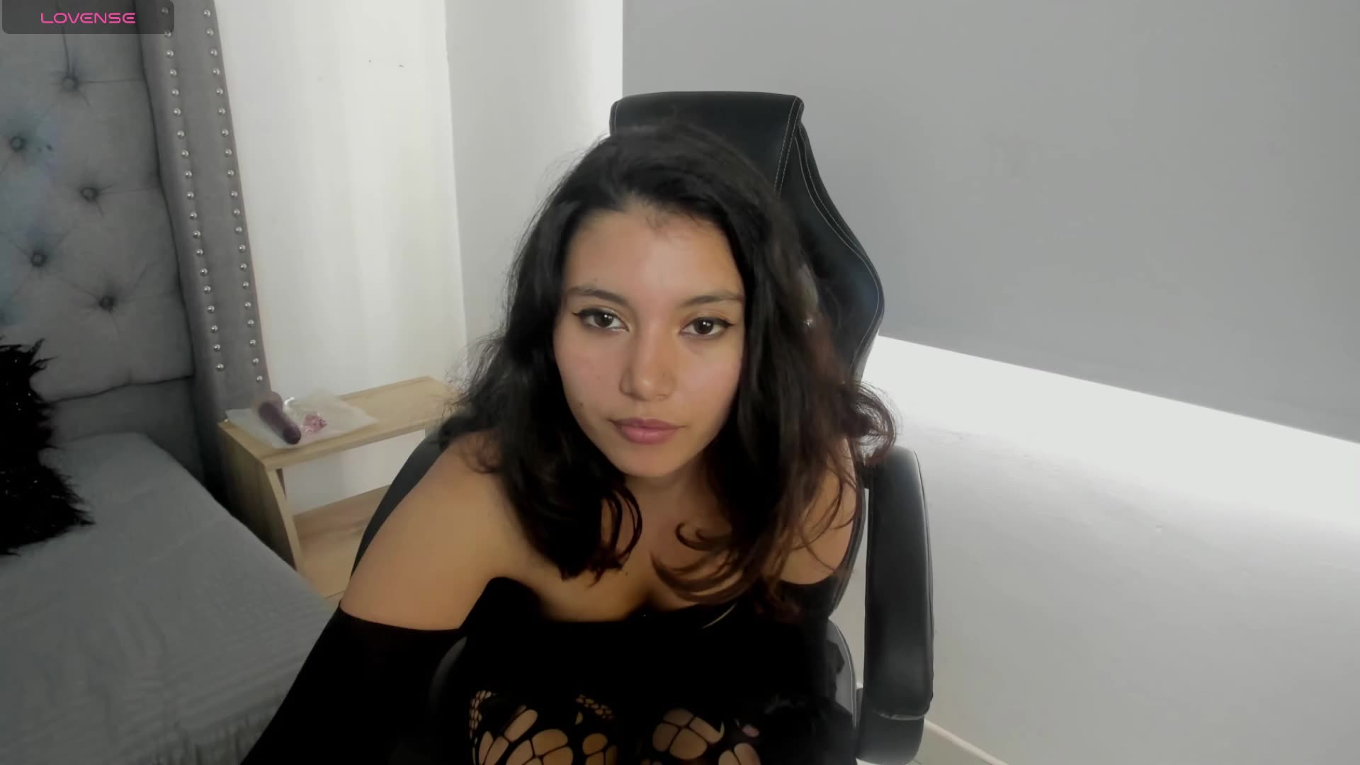 Private Show yummy - video by HannaKlein cam model