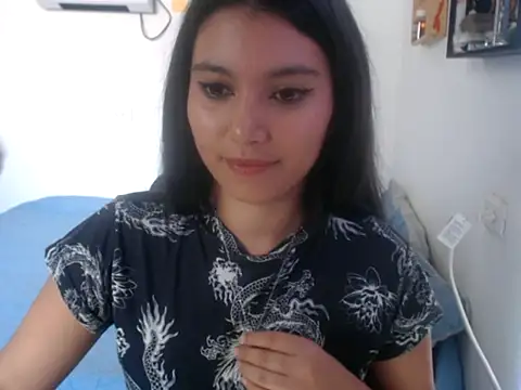 touch me - video by HannaKlein cam model