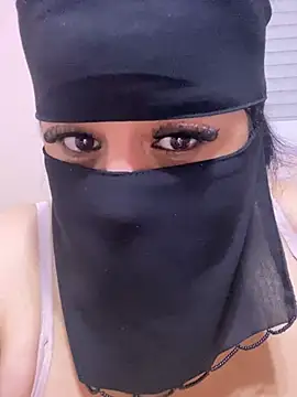 نكتو ببطني لمربرب ولحست خرم طيزو - clip cu mari_layali model videochat
