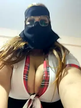 ناكني بالعبايه ونيقاب عذب بزازي ،🙂‍↕️😋😲 - vídeo de mari_layali modelo de câmara