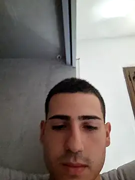 Cazzo enorme e super sborrata bianca 💦💦💦 - Nicolas3091主播的视频