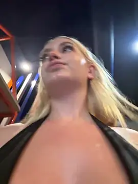 Spread pink pussy+cum show - video by Milkyy_wway cam model