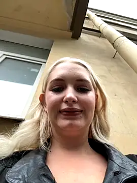 FULL NAKED ON PUBLIC TOILET + WALK ONLY COAT + FLASH TITS - video by Milkyy_wway cam model