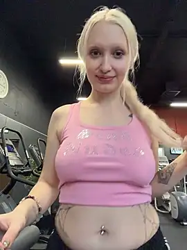 FOLLOW ME ❤️ - vídeo de la modelo de cam Mila_NoRules