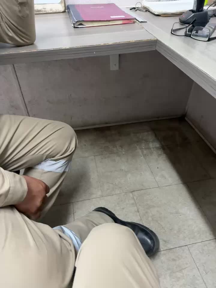 [5 Nov 21:11] Private Show－カメラキャストのEnriquePersian197の動画