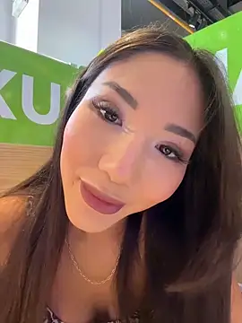 Pussy close up 🚾💦💦💦－カメラキャストのlean_lie8の動画