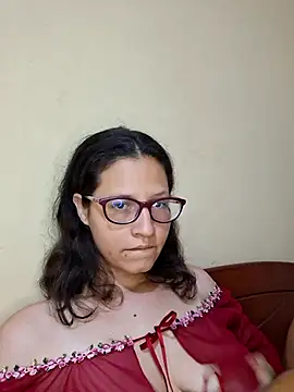 [19 Jun 19:49] Private Show