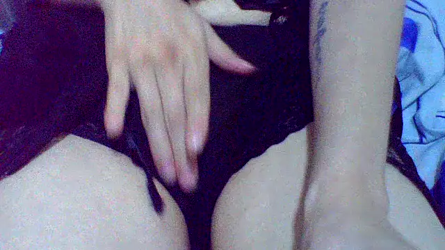 [2 Nov 19:15] Private Show - 視頻由 CELEna098rs707 主播提供