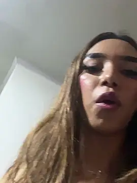 show very hottue - video by Nikol_Rang__ cam model