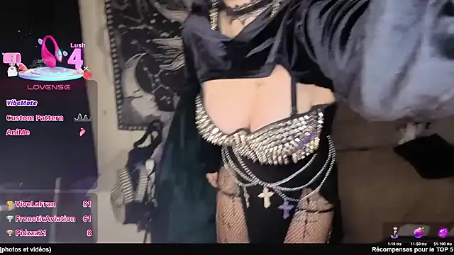 STRIPTEASE - video by LisandreLaVenale cam model