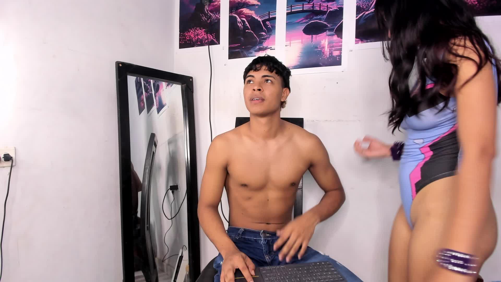 Blowjob and fuck 😈💥 - video av dafnezahiraa_ cam-modell