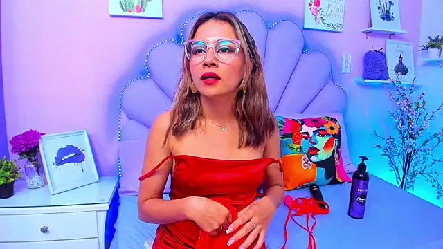 😈 sexy colombian bitch 😈 - video by HannaPretthy cam model