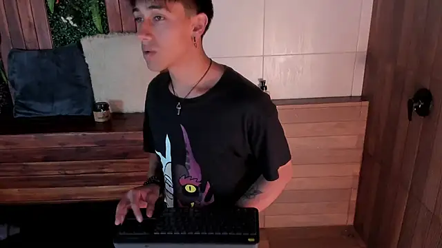 Only Fans Club - vidéo du modèle de showcams Andy_Joy_