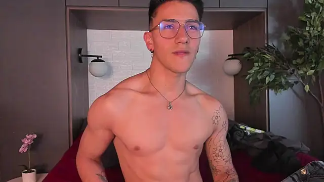💥 - vidéo du modèle de showcams Andy_Joy_