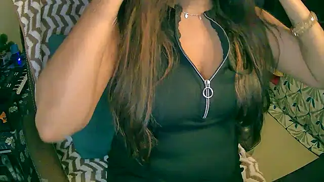 [27 Jun 10:35] Private Show
