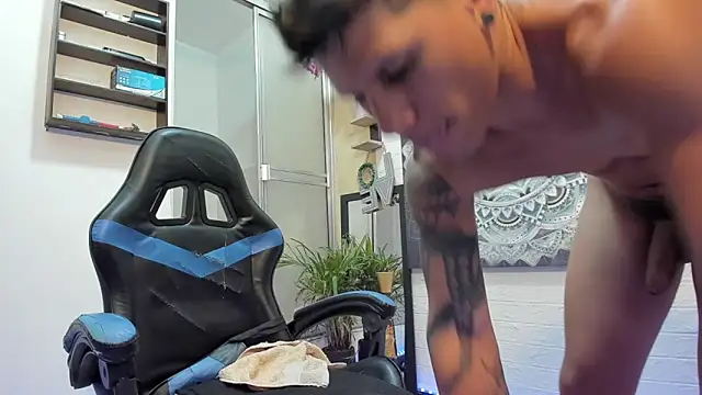 CREAMPIE HOLE - video av nakedfoam1 cam model