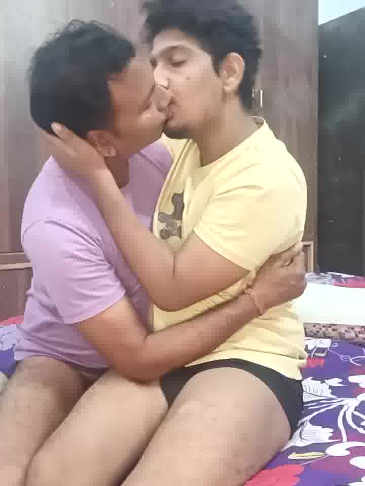 [20 Sep 21:38] Private Show - vidéo du modèle de showcams Sexy_bitch_23