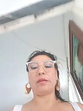 [6 Dec 10:03] Private Show - ক্যাম মডেল katysquirtdirty-এর ভিডিও