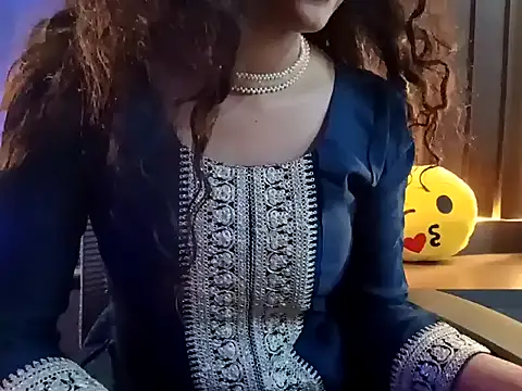 Traditional Private Show - βίντεο μ οντέλου Beautiful_Creeper
