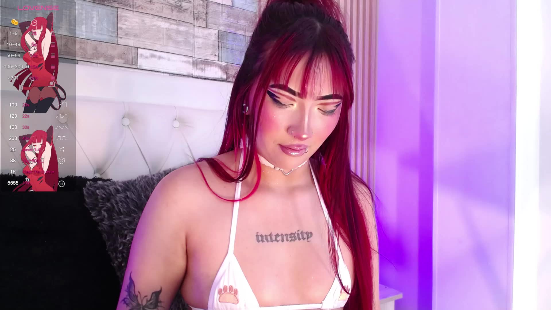 sweet kitty - video by Mia_Rinn cam model