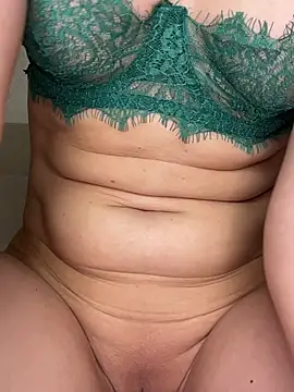 Private Show - CatVibe adlı kamera modelinin videosu