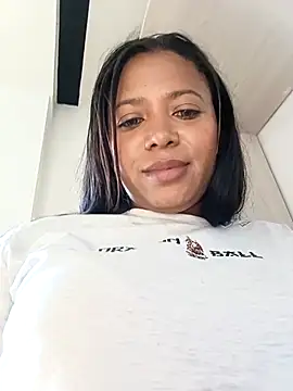 [30 Nov 16:36] Private Show - video by cindy_damm cam model