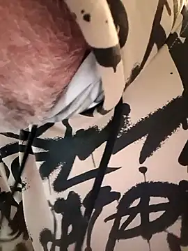 Birillo spruzza.. anche in garage - video av common47 cam model