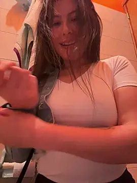 A hot session on the sly in the bathroom - video by MiaSalinas