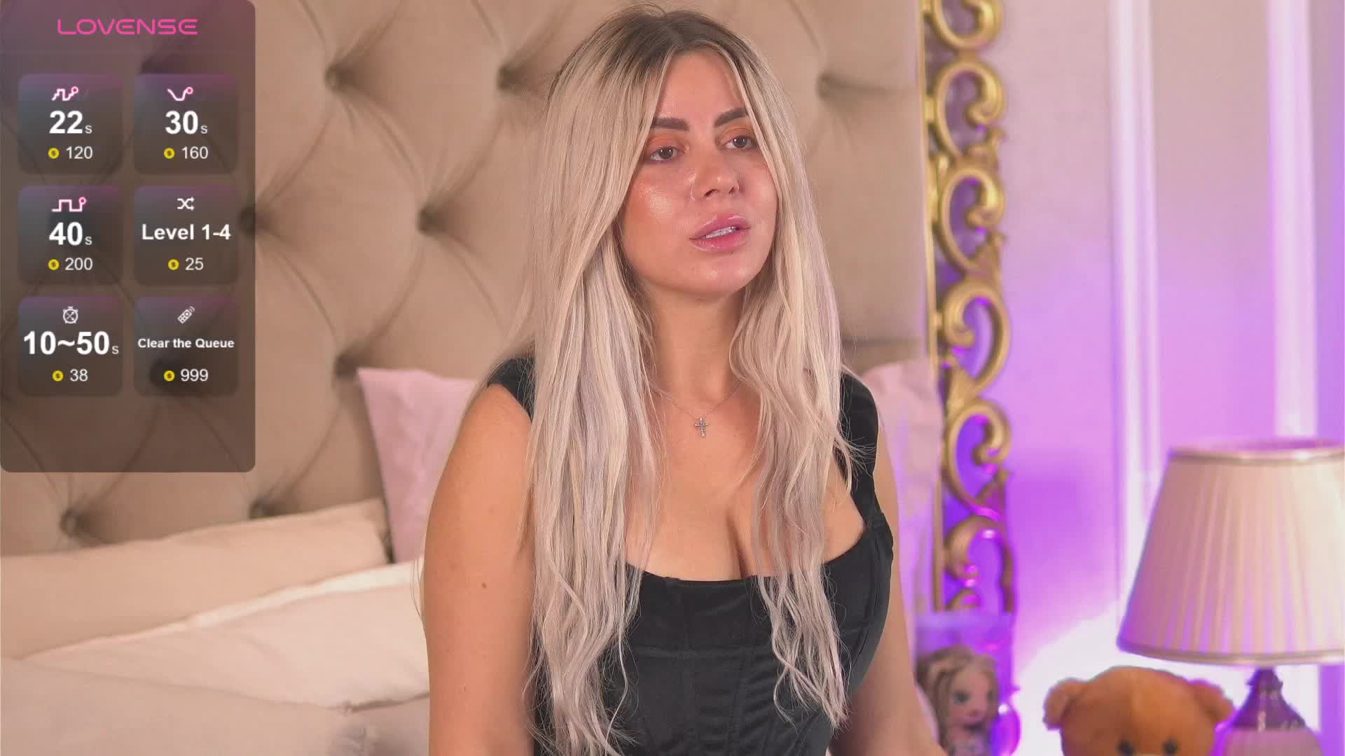 Share bed  with me ♥ - vídeo de la modelo de cam Kylie_Benton