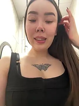 Playing with pussy in the library toilet 📚🥵 — filmik Asian_Asami, modela(-lki) na kamerkach