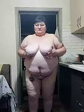 Darling, I'm waiting for you in the kitchen. - video by Goddess57 cam model