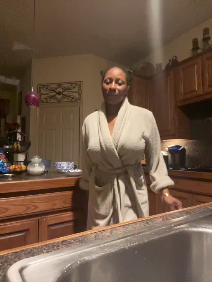 This is yo mama homegirl looking ass broadcast[5 Nov 00:44] Private Show