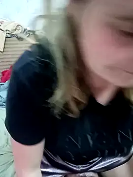 [9 Nov 19:35] Private Show – video modela na kameri Koketka_nelegal_