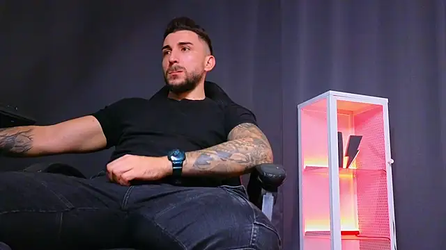 [22 Nov 04:34] Private Show - ক্যাম মডেল MightyAaron66-এর ভিডিও