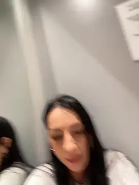 [24 Nov 11:49] Private anal show - video Roxana-Sexy kameramallilta