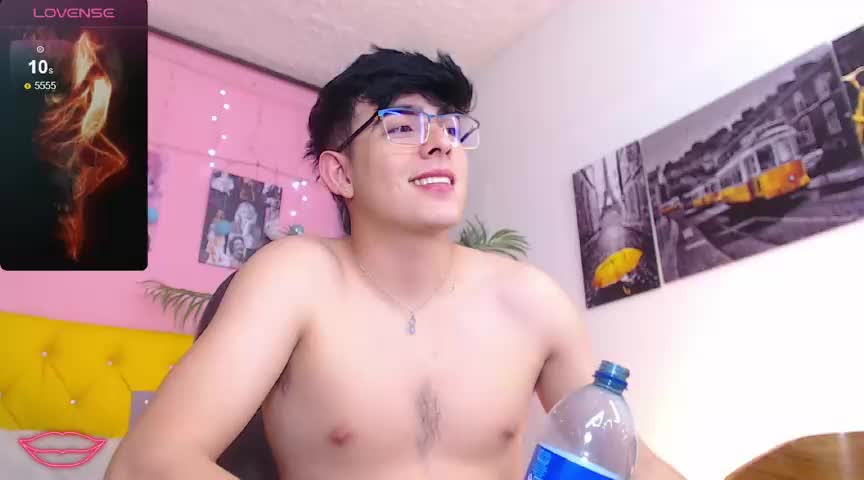 All Naked For U - video by nolan_twink1 cam model
