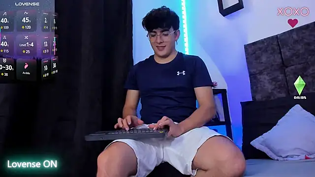 Sexy Balls and cock - video van nolan_twink1 cam-model