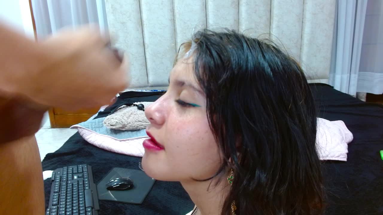 Cum in face 🥛