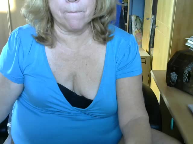 [13 Feb 09:46] Private Show – видео вебкам-модели _sunshine__