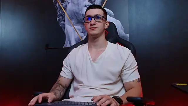 sexy jerk off - vidéo du modèle de showcams JacksonOlsenn