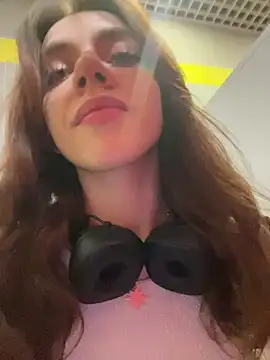 i squirted so hard after fingering and dildo play - video by million_degrees cam model