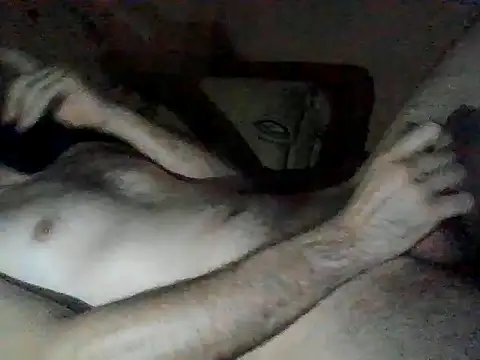 [13 Sep 23:54]  kiverősben - video by Vicktore007 cam model