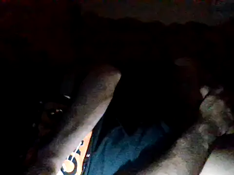 [6 Dec 05:43] Public Show - video by Vicktore007 cam model