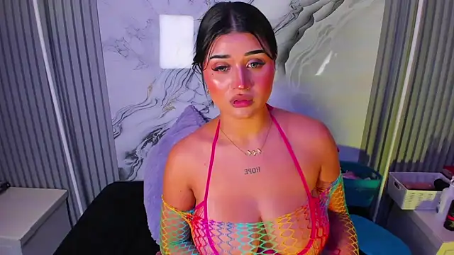 fuck this little rainbow 🌈🤤