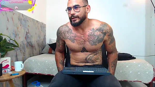 [30 Apr 10:32] Private Show - video by hanz_col cam model