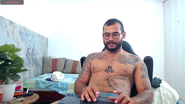 [27 Jun 09:11] Private Show - video by hanz_col cam model