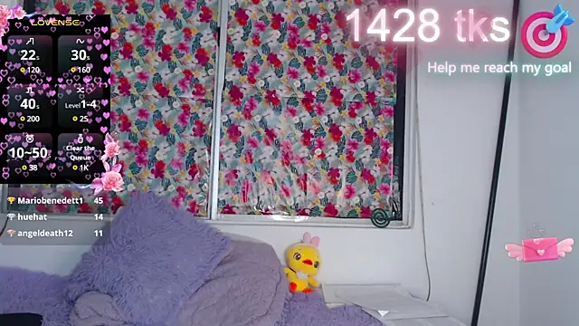 Oil  Show - video oleh -Gwen- kamera model