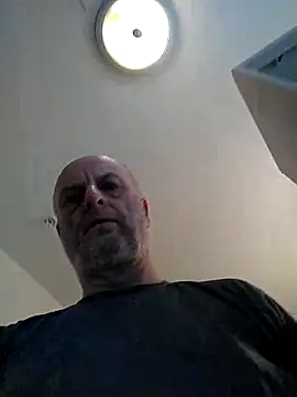 [16 Mar 12:38] Public Show - วิดีโอโดย ghlip โมเดลแคม