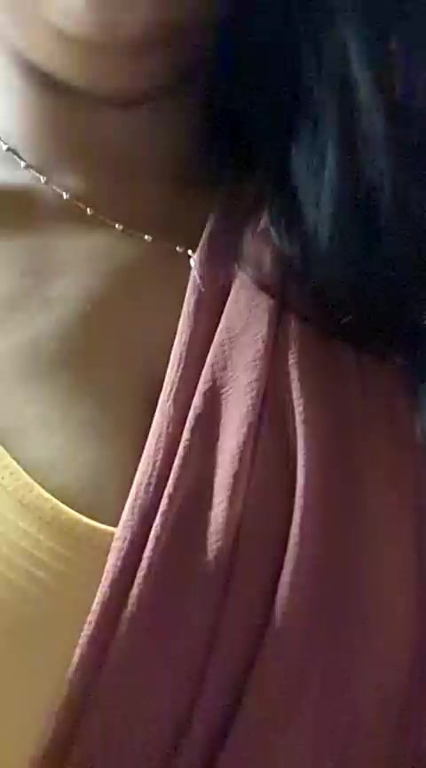 Fully boobs show sexy with armpit